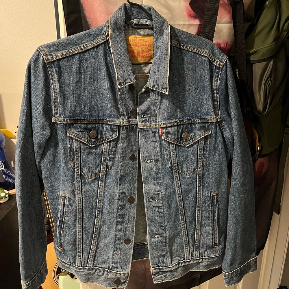 Levi’s denim jacket
